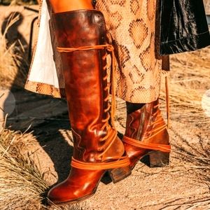 Freebird Coal Cognac Boots 👢